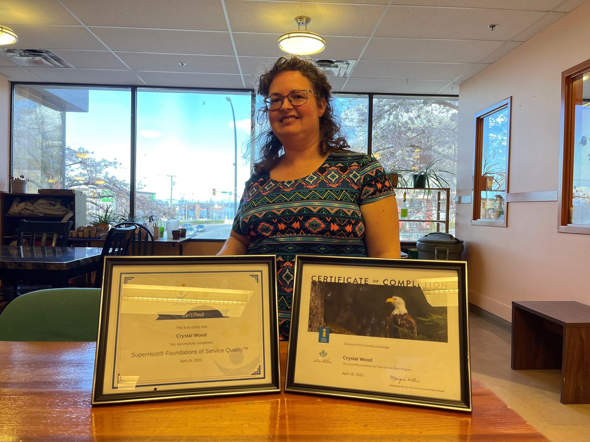 NACL #EmploymentServices is so excited to support CW’s new career in tourism with the Nanaimo Visitor Centre! Here she is with her SuperHost and Tourism (Visitor Services Basics) certifications. ☺️❤️🎉🎉🎉 #WayToGo #KnowledgeBuilding #CareerGoals #ThisIsRealLife