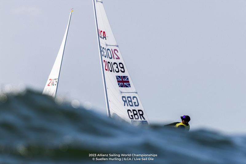 ILCA classes at the 2023 Allianz Sailing World Championships Day 5 - Both the ILCA 7 and ILCA 6 gold fleets had clear starts for race 7 yachtsandyachting.com/news/265524/?s…