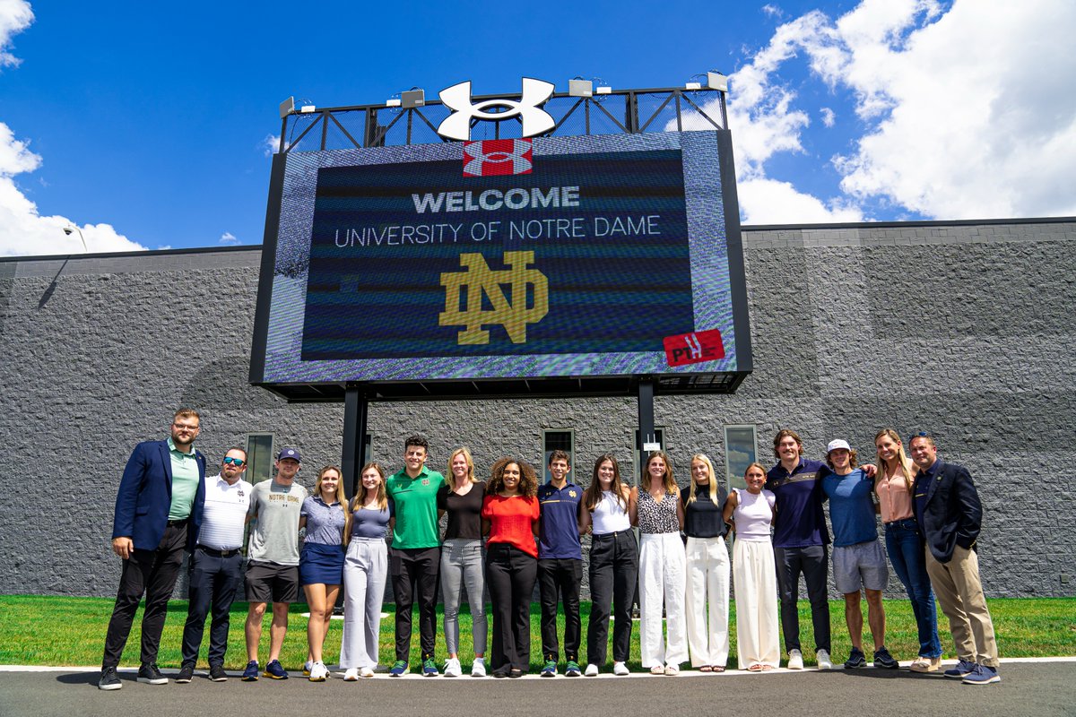 More student-athlete ambassadors representing our athletics department and our university this — time in Baltimore! 

Fully immersed in to the world of business, brand and benevolence as an educational Name, Image &amp; Likeness (NIL) trip ☘️ 

#GoIrish