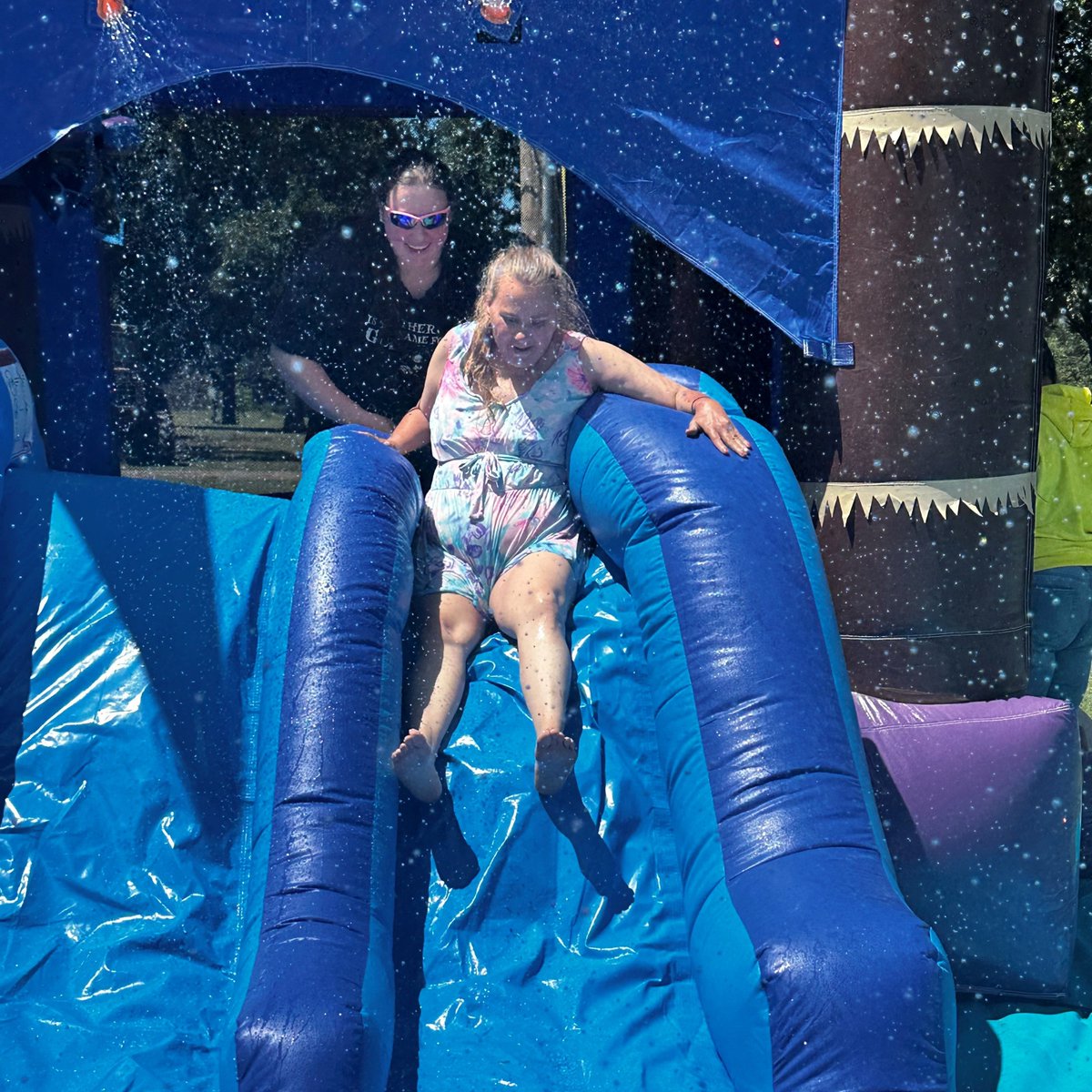 CapperFound's tweet image. Mahalo (thank you) to our staff for making this event so memorable for the adults we serve!

#buildingabilities #TogetherWeCan #luauparty #luautheme #dayservices #winfieldks #Eldoradoks #arkcityks