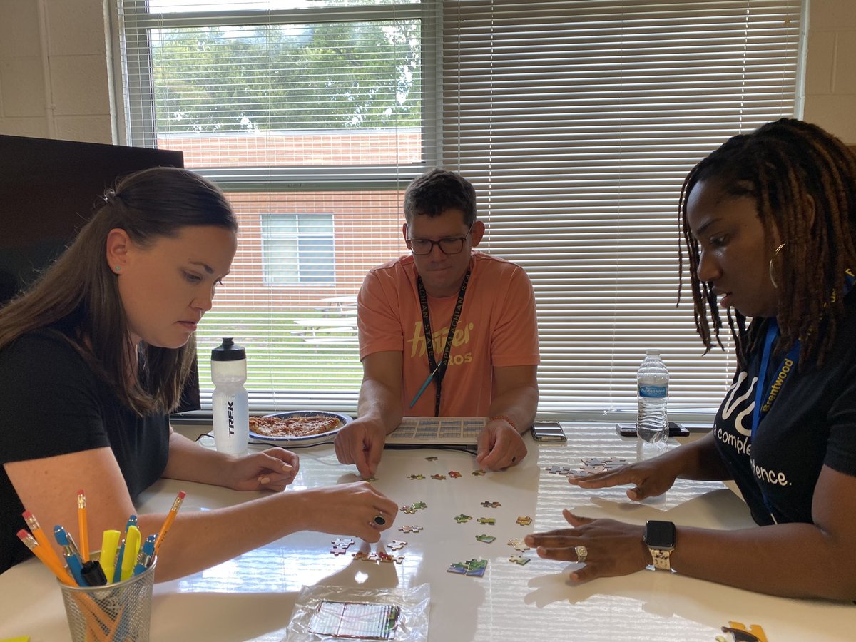 Kelly Wilson tweet media