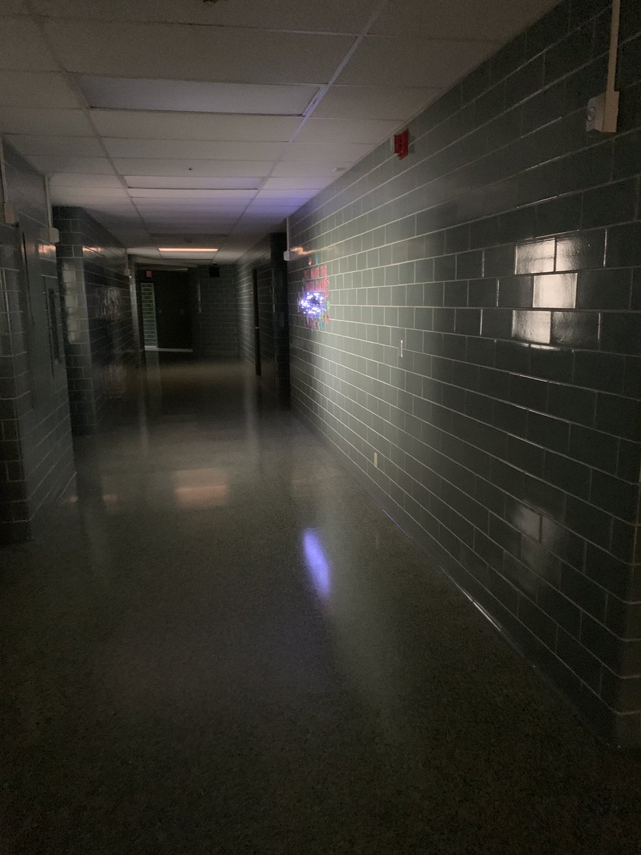 Whoa! The power went out at 3:00 at @SMMschoolOmaha We stayed calm and dismissed at 3:10. Good thing we have lots of windows in our classroom and our ‘shimmer’ lights in the hallway.