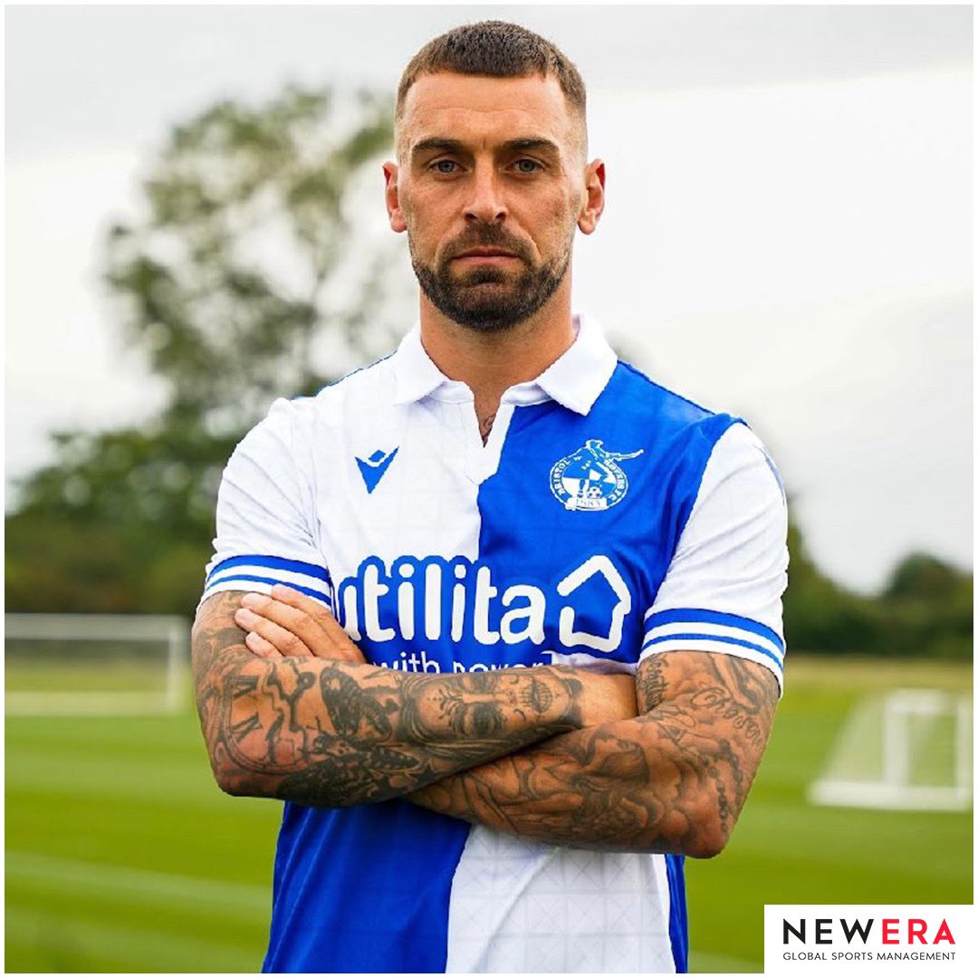 𝘿𝙊𝙉𝙀 𝘿𝙀𝘼𝙇 ✍️

We are delighted to announce Jack Hunt has completed a permanent move to Bristol Rovers on a 2 year deal 📝

All the best for the season ahead, @Hunty32 👊

#JackHunt #BristolRovers #BRFC #NewEraGlobalSports