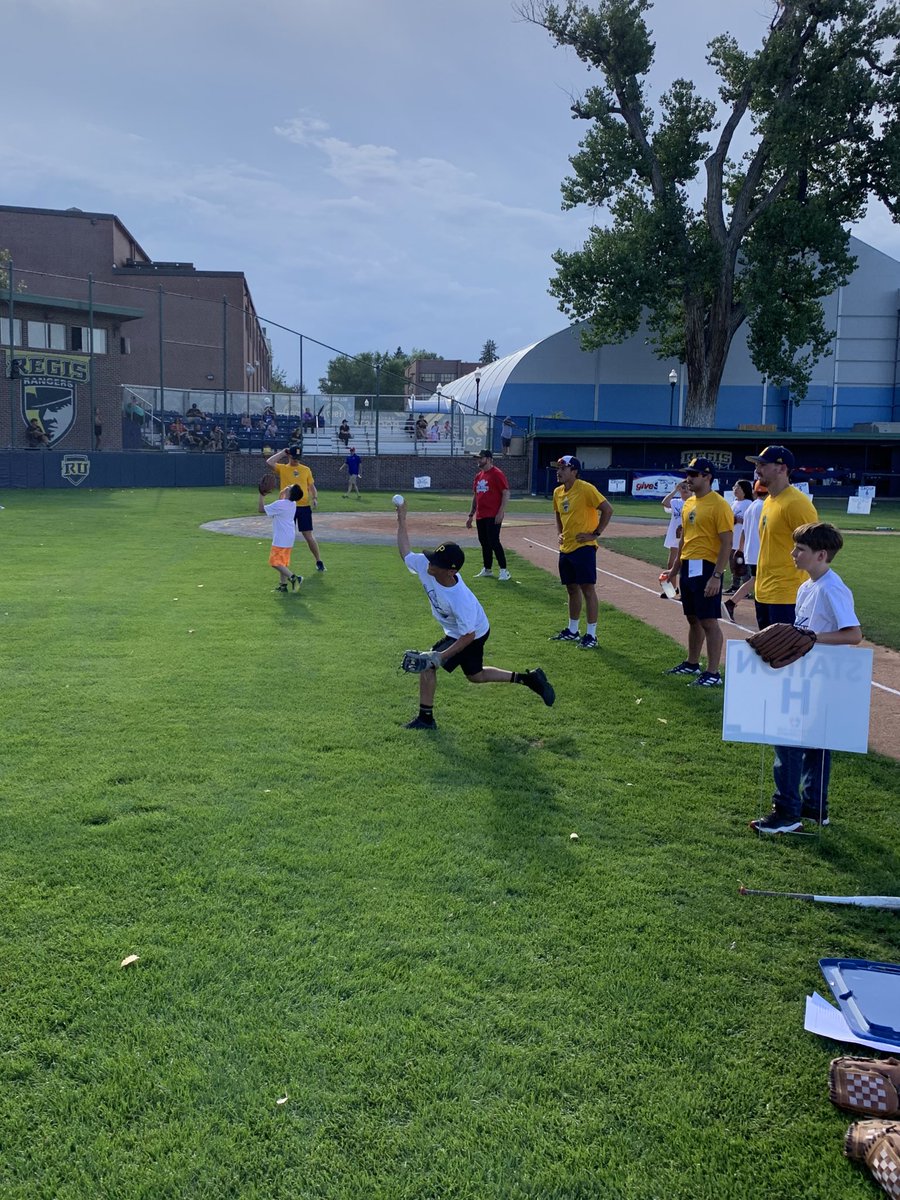 RegisUBaseball's tweet photo. Had a blast working with Rockies’ Ryan McMahon today for A Precious Child camp!⚾️💙 #HelpingOthers @apreciouschild @Ry_McMahon @lucas_gilbreath @Rockies https://t.co/Xq2R6QPBkm
