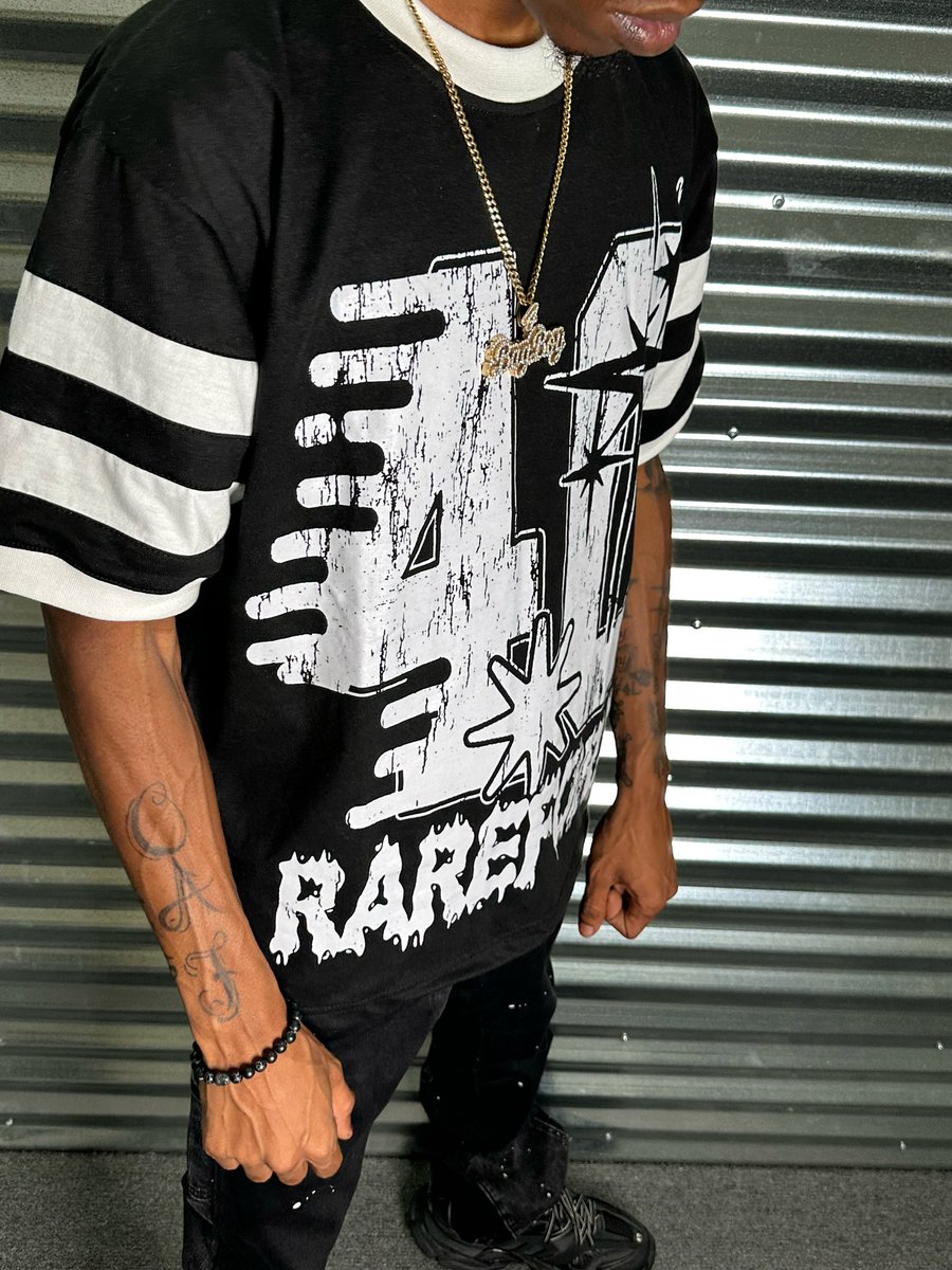 4WayBB's tweet photo. Ringer Tees 8/25!  🦅 https://t.co/st9WDL5CKc https://t.co/L0jPqHpZL2