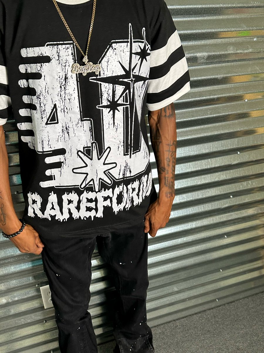 4WayBB's tweet photo. Ringer Tees 8/25!  🦅 https://t.co/st9WDL5CKc https://t.co/L0jPqHpZL2