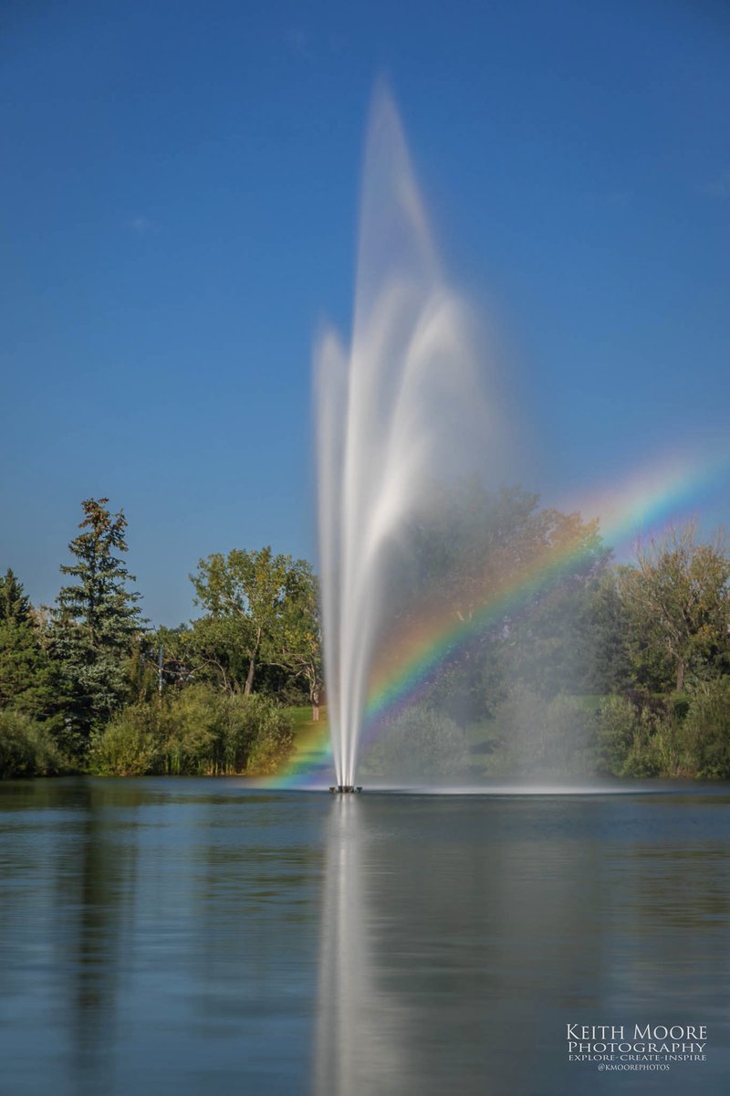 kmoorephotos's tweet photo. Stopped by Rundle Park last night & happened to catch the sun at the right angle causing quite the rainbow! #yeg #rundlepark #photography #NiSifilters #longexposure #exploreedmonton https://t.co/p8N8pGyD6v