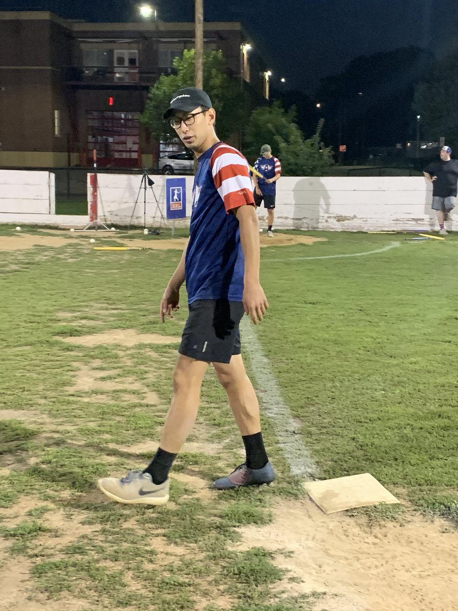 This guy hits walkoff tanks whether he knows it or not <a href="/hrlAmericans/">HRL Americans</a>