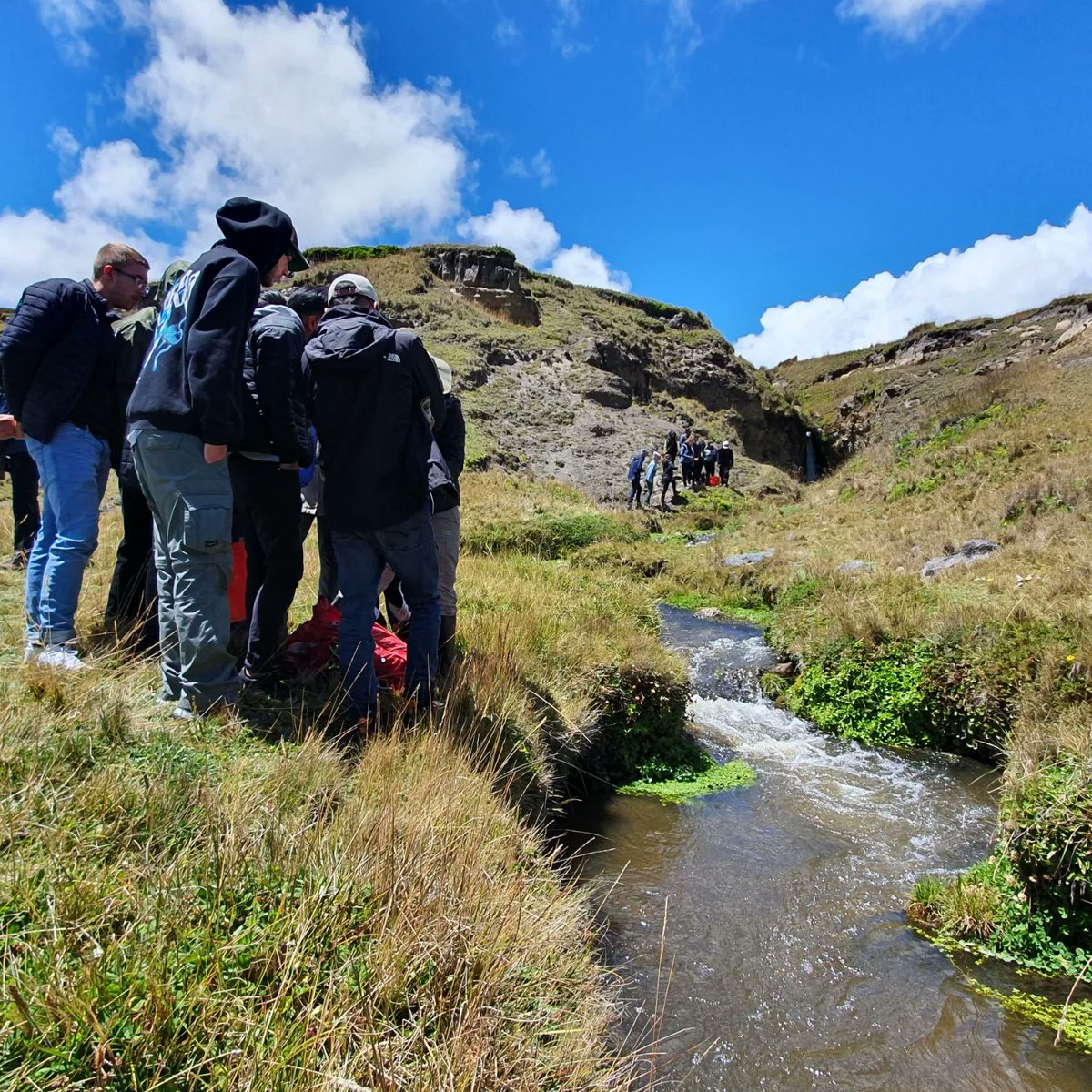 2do Campamento NB-Lab  #ErasmusPlus desde #ReservaAntisana  en el área de conservación de recursos hídricos.