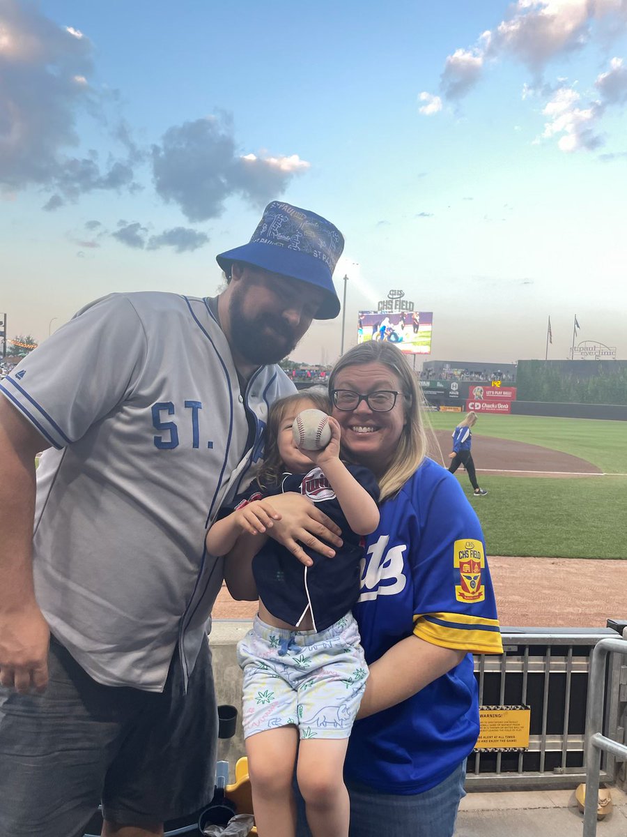 MattMFreeman's tweet photo. @ElliotSoto thanks for making my 3 year old’s day with your gift of a baseball! He went to sleep w it tonight. @StPaulSaints https://t.co/enohpMPkf9