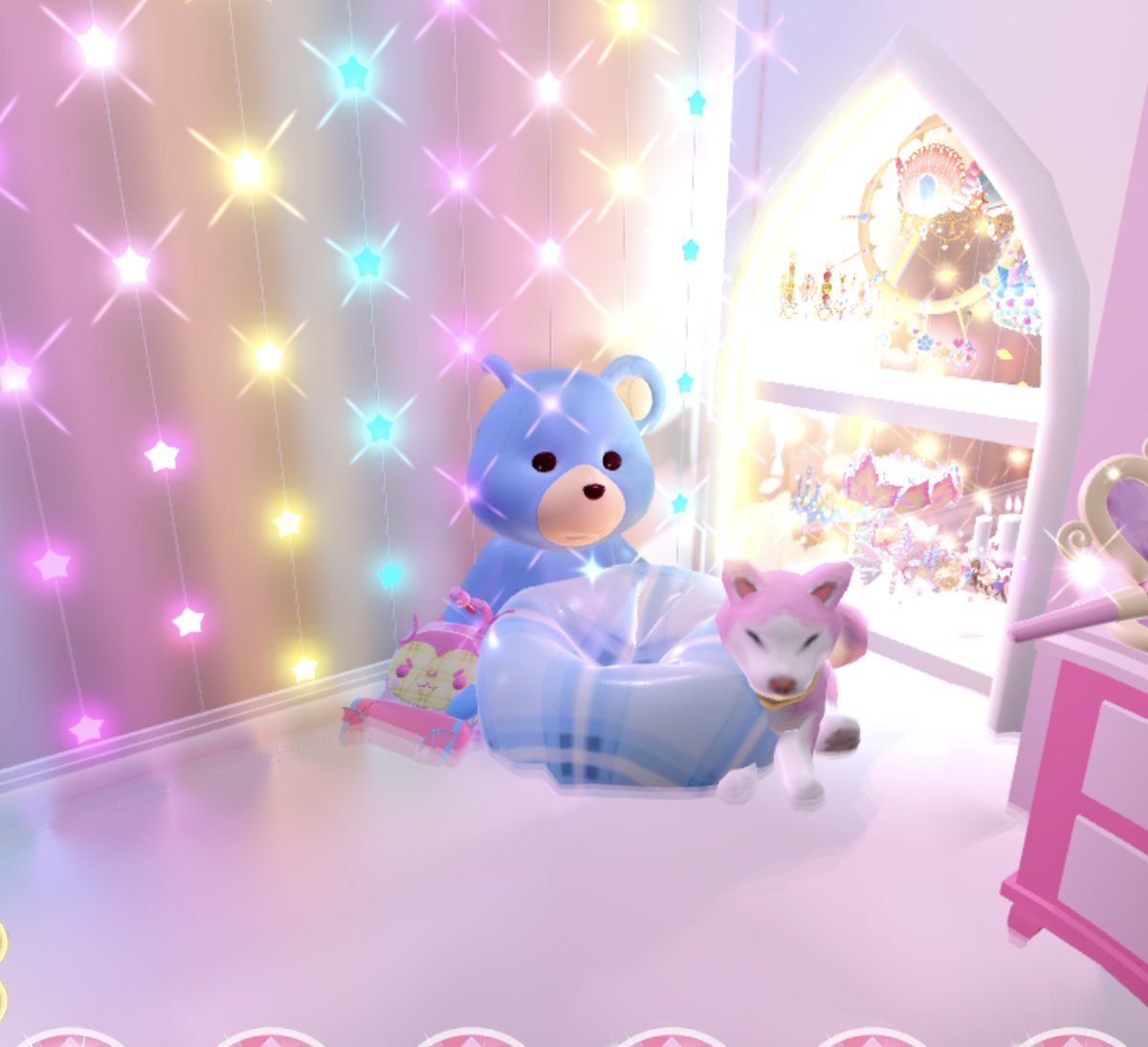 Xx10xavierxX's tweet photo. My rh dorm! 
TIME TAKEN: 7 HRS
COST: 1.1MIL
#royalehigh #royalehighcampus3 #royalehighdorms #RHTC #royalehighnewschool https://t.co/zMkJk2FgNt