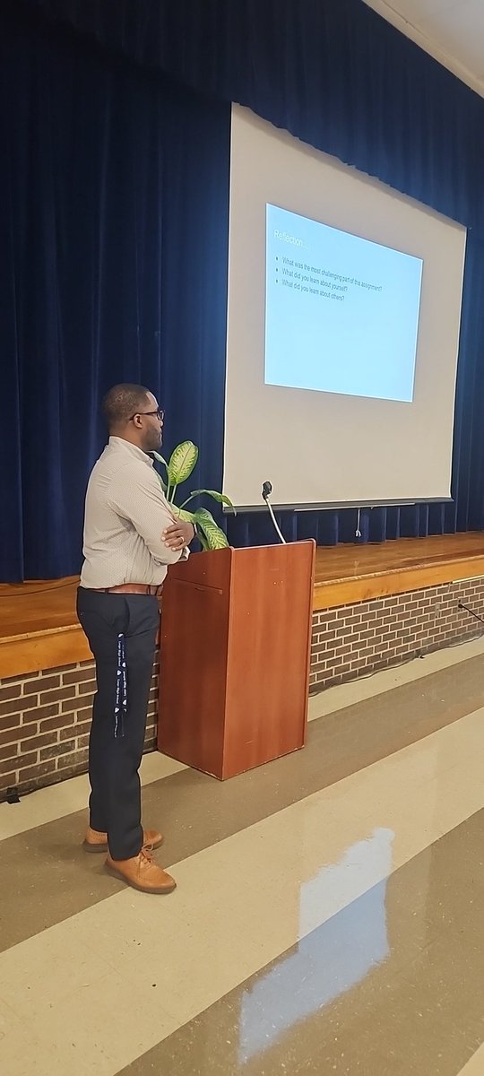 Immersion staff supporting @LargoLionsHS 9th grade parent meeting with Principal Lewis this evening. @pgcps
