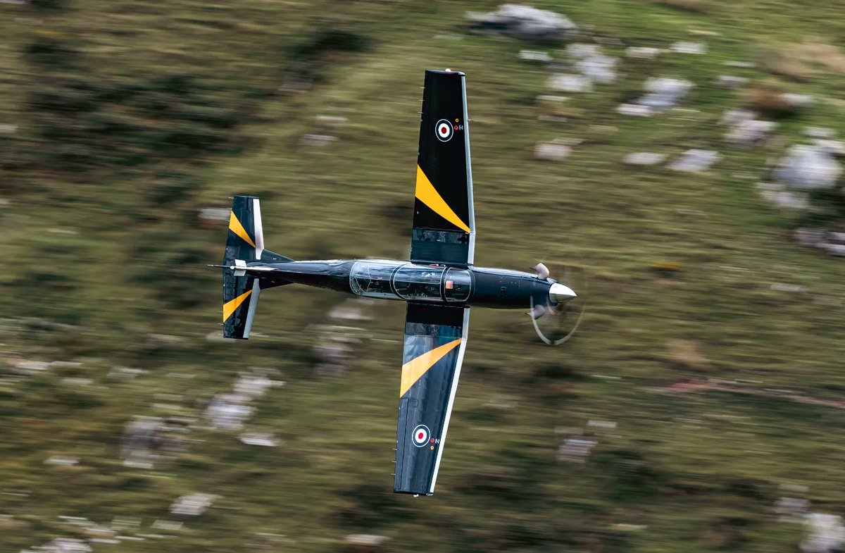MatActon's tweet image. More from Mach Loop #machloop  #aviation #f15 #texan