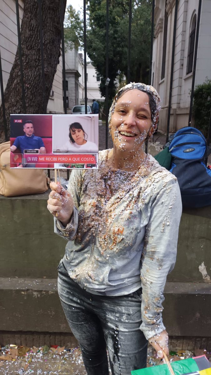Wilfredius's tweet photo. @elejercitodelam @AngeldebritoOk @yanilatorre  mi amiga, la más fanática de #LAM se recibió de Bioquímica!! https://t.co/aKCuIaNHhM