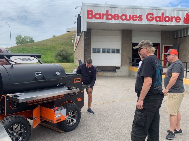 barbecuesgalore's tweet image. Wait! It comes with real tires. I want one. Competition … I WIN. #YoderSmoker #yodernation #teamyoder #yoder #Calgary #Oakville #Burlington #Etobicoke #Toronto #bbqexperts
