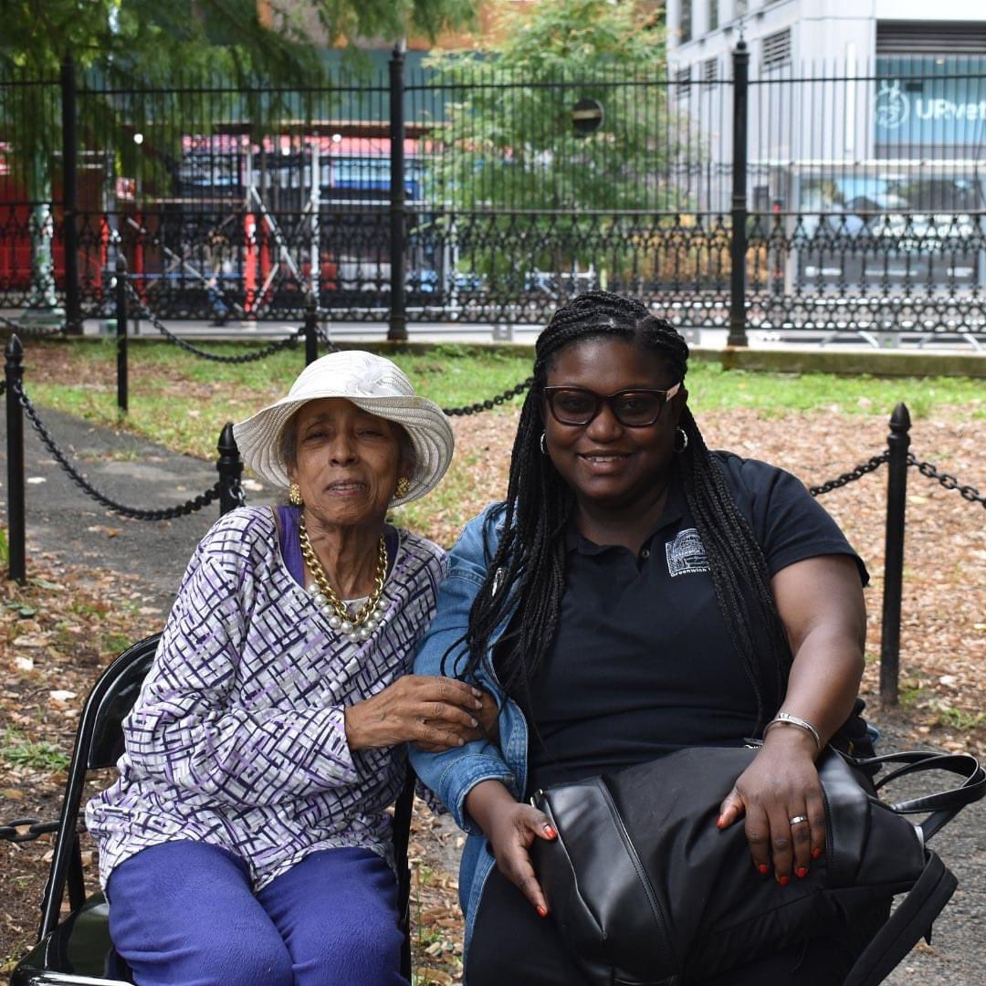 lauram1023's tweet image. @Greenwich_House Older Adults Picnic! Proud of the work we do to ensure our older adults are respected and treated with dignity @liveonny @NYCAging @ReframingAging #reframingaging