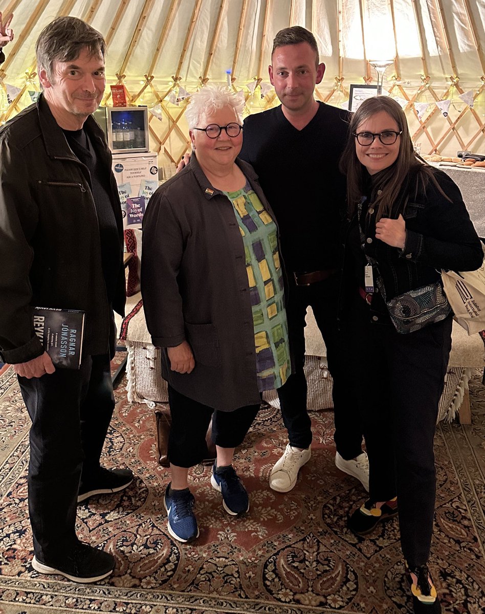 Ragnar Jonasson tweet media