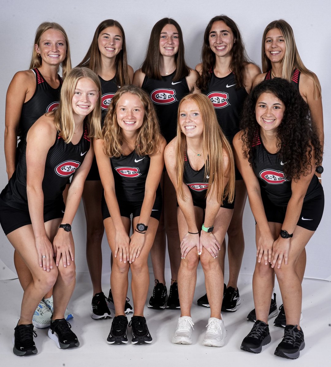 SCSU_TF_XC's tweet photo. Media Day 📸 part ✌️

#HuskiesXC 🐾 https://t.co/gEK8IR8REn