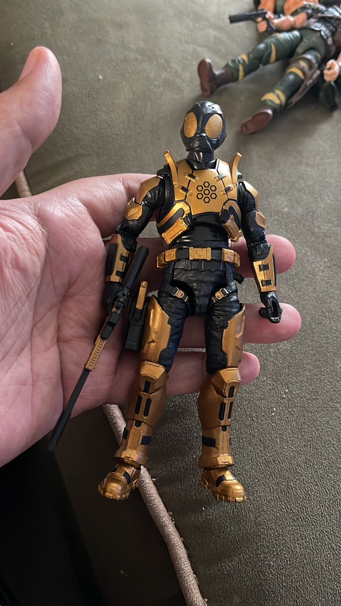 TheBearded_Sumo's tweet photo. Man this figure is badass! #swarmsentry #valaverse #actionforce #ACTIONFIGURES #gijoe #GIJoeNation #gijoeclassified #hasbro #toyaddict #acba #toycommunity https://t.co/FVCYWZEDVb