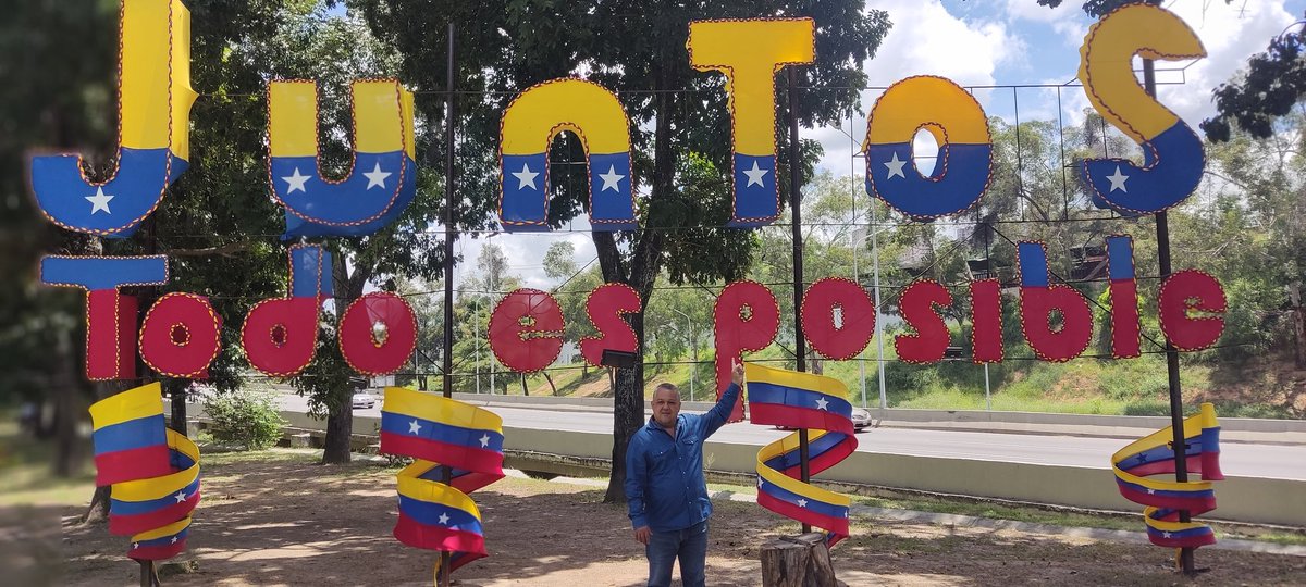 JaimeConigliaro's tweet photo. #17Ago.

Estamos y seguimos juntos y juntas, en Unidad todo es posible #VenezuelaEcológica. https://t.co/zjfAQXUl4Z