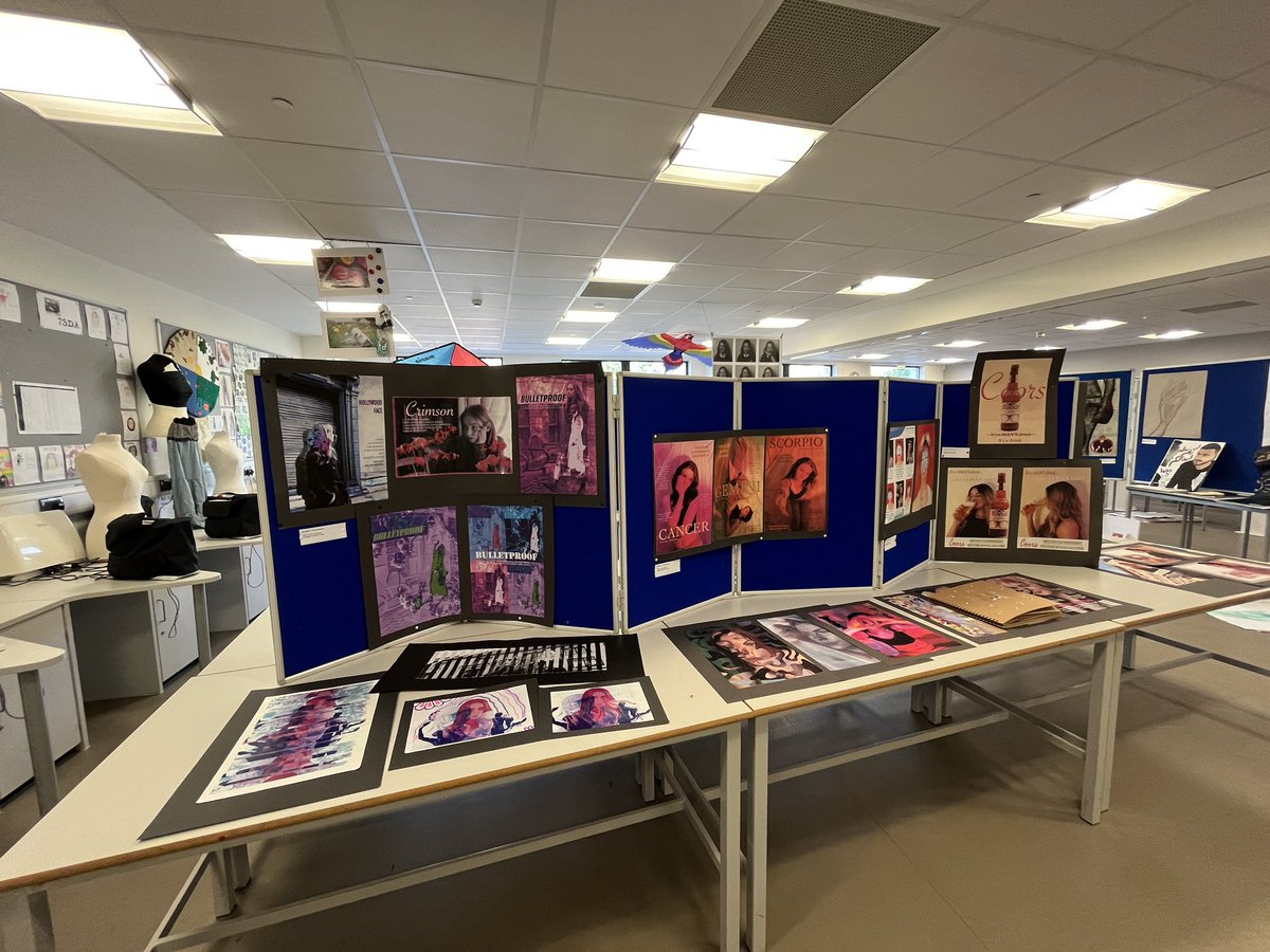 MrsHilltoutArt's tweet photo. Congratulations to our AS &amp; A level Art, Photography and Media students @stcyresschool we are so proud of what you have achieved this year! Good luck to our Year 13 in your future endeavours! #talentedbunch #proudteachers https://t.co/RcjeHv0ASU