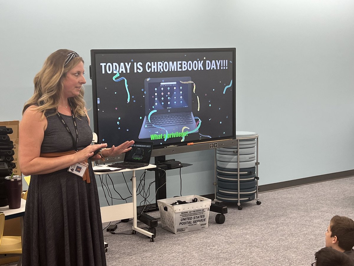 Julie Powell (she/her) tweet media