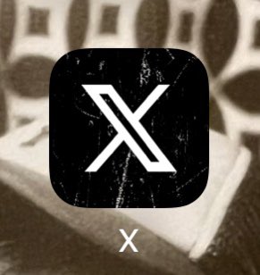 Counterprint's tweet photo. 🤔 Been thinking, my screen is dirty on the ‘X’ icon! But looking closer they have added this distressed background! 🙄 https://t.co/mvWBTSBvYO