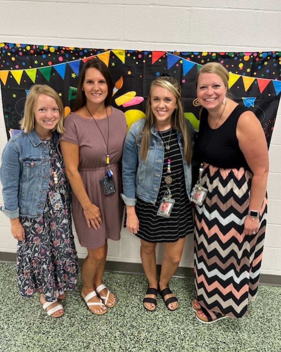 Mrs. Hook tweet media