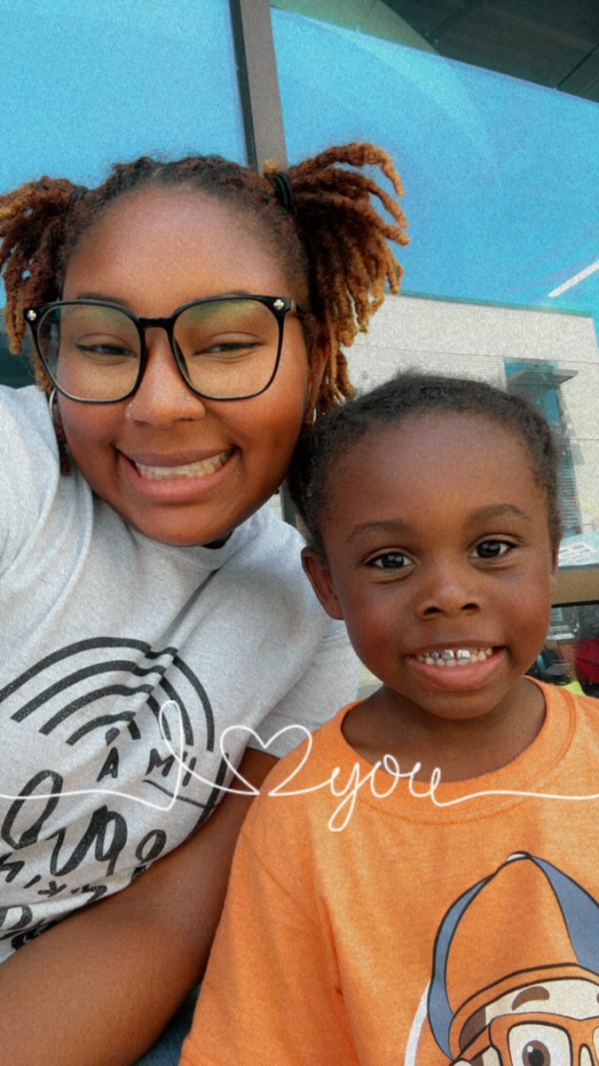 ms_kessee's tweet photo. Today we were outside, but my friends told me it was hot! So we had a little photo shoot instead!😆 #ThankfulThursday Extremely Thankful for my friends &amp; also my work bud @_TheCoachA! She does more than what’s asked of her🩷! @HumbleISD_ACE @HumbleISD_PREK https://t.co/FehVmLAcVY