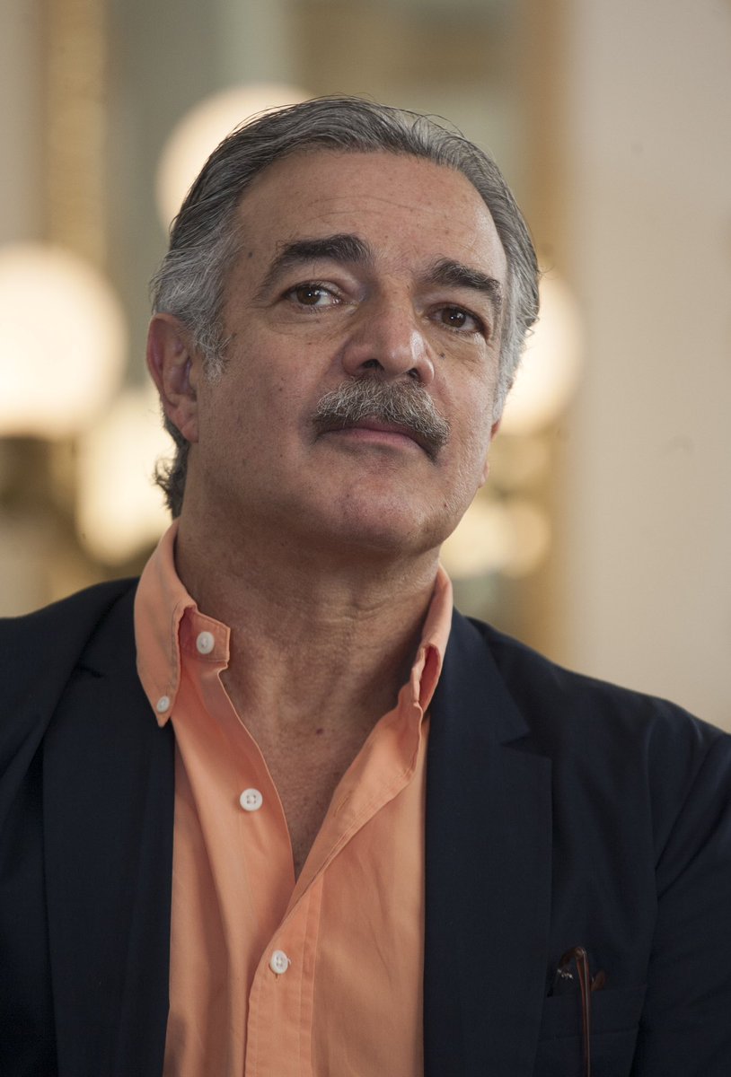 TvsEspectaculos's tweet photo. El actor David Ostrosky falleció el día de hoy a las 10:30 am en compañía de su sus seres queridos.  
Su esposa, Belinda Slomiansky, confirmó la noticia. 
Descanse en paz.

#DavidOstrosky #QEPD #RIP https://t.co/7Q5tirwXov