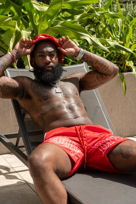 ❤️🩸 https://t.co/xdxeDkdQP8