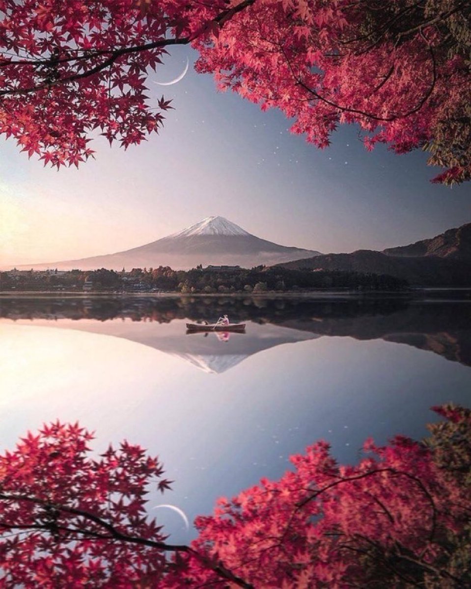 luxuriiouss_'s tweet photo. Mount Fuji, Japan 4k
#Moon
@themoonlovepic https://t.co/eOT7RBc5lj