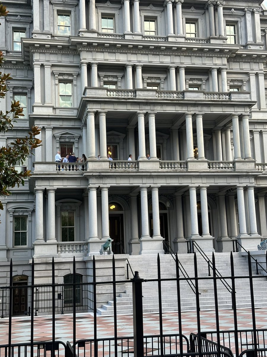 Natalie Winters tweet media