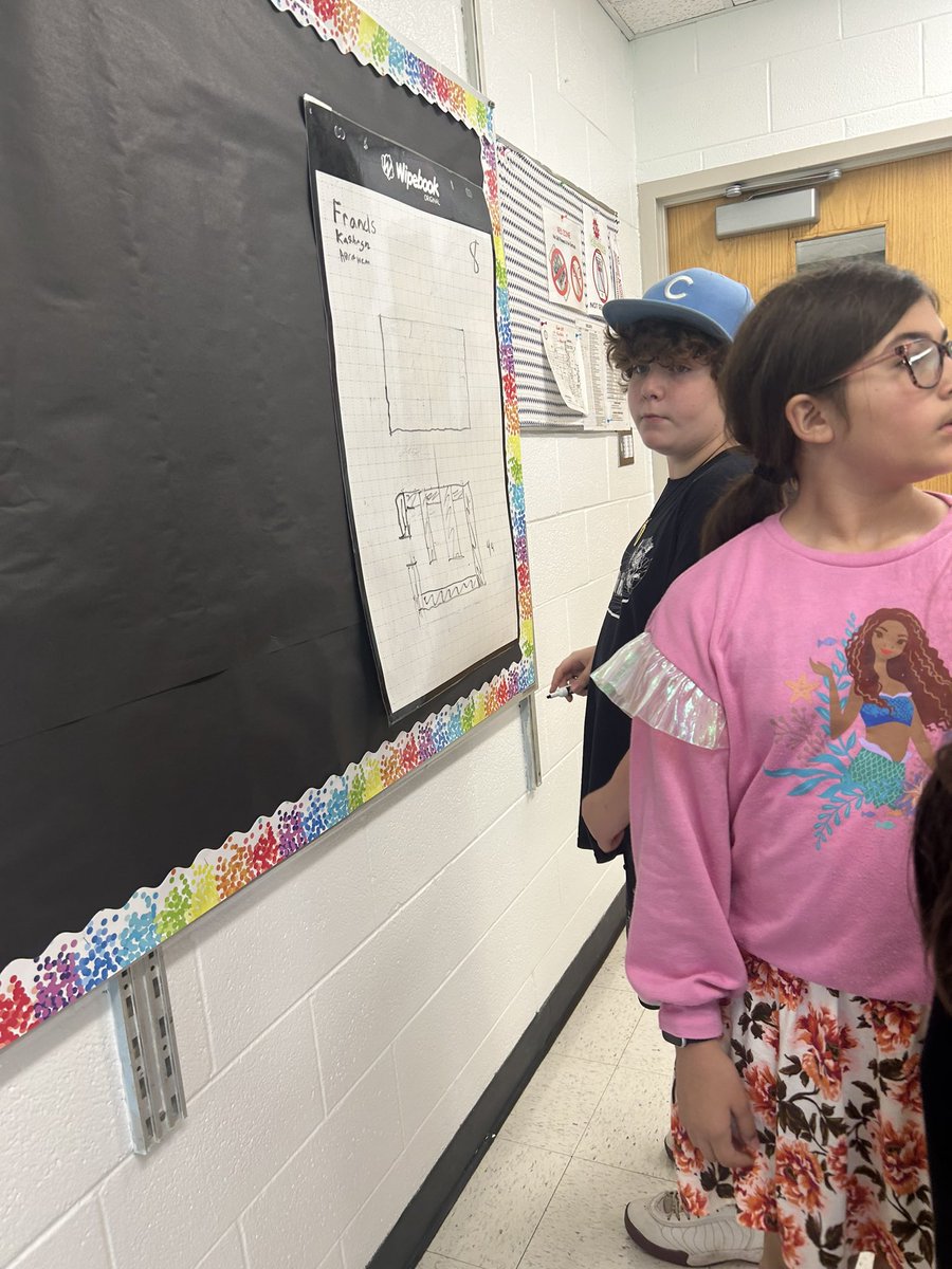 MrsJ_1000's tweet photo. Building Thinking Classrooms on day #️⃣1️⃣ #d59math #d59learns #onedistrictoneteam @D59Grove https://t.co/fgiHwP4xq5