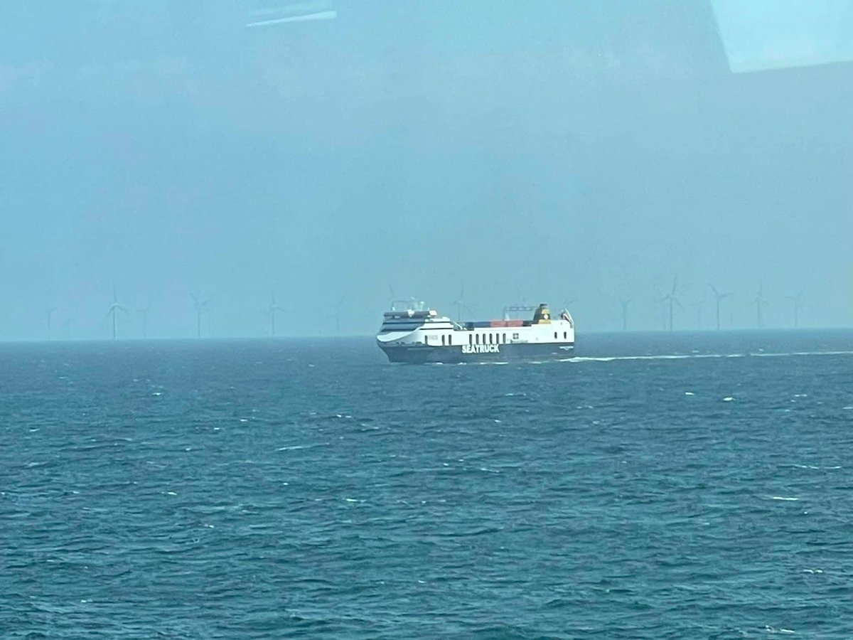 Anthony Bonney (@antbonneybwfc) on Twitter photo Imagine seeing you here 👋👀🙋♂️
Seatruck Precision, passing the Manxman!
#seatruck #irishsea
17th August 2023 (11am ish)
<a href="/SeatruckFerries/">Seatruck Ferries</a> <a href="/PortWarrenpoint/">WarrenpointPort</a> <a href="/alistaireagles/">Alistair Eagles</a> Imagine seeing you here 👋👀🙋♂️
Seatruck Precision, passing the Manxman!
#seatruck #irishsea
17th August 2023 (11am ish)
<a href="/SeatruckFerries/">Seatruck Ferries</a> <a href="/PortWarrenpoint/">WarrenpointPort</a> <a href="/alistaireagles/">Alistair Eagles</a>