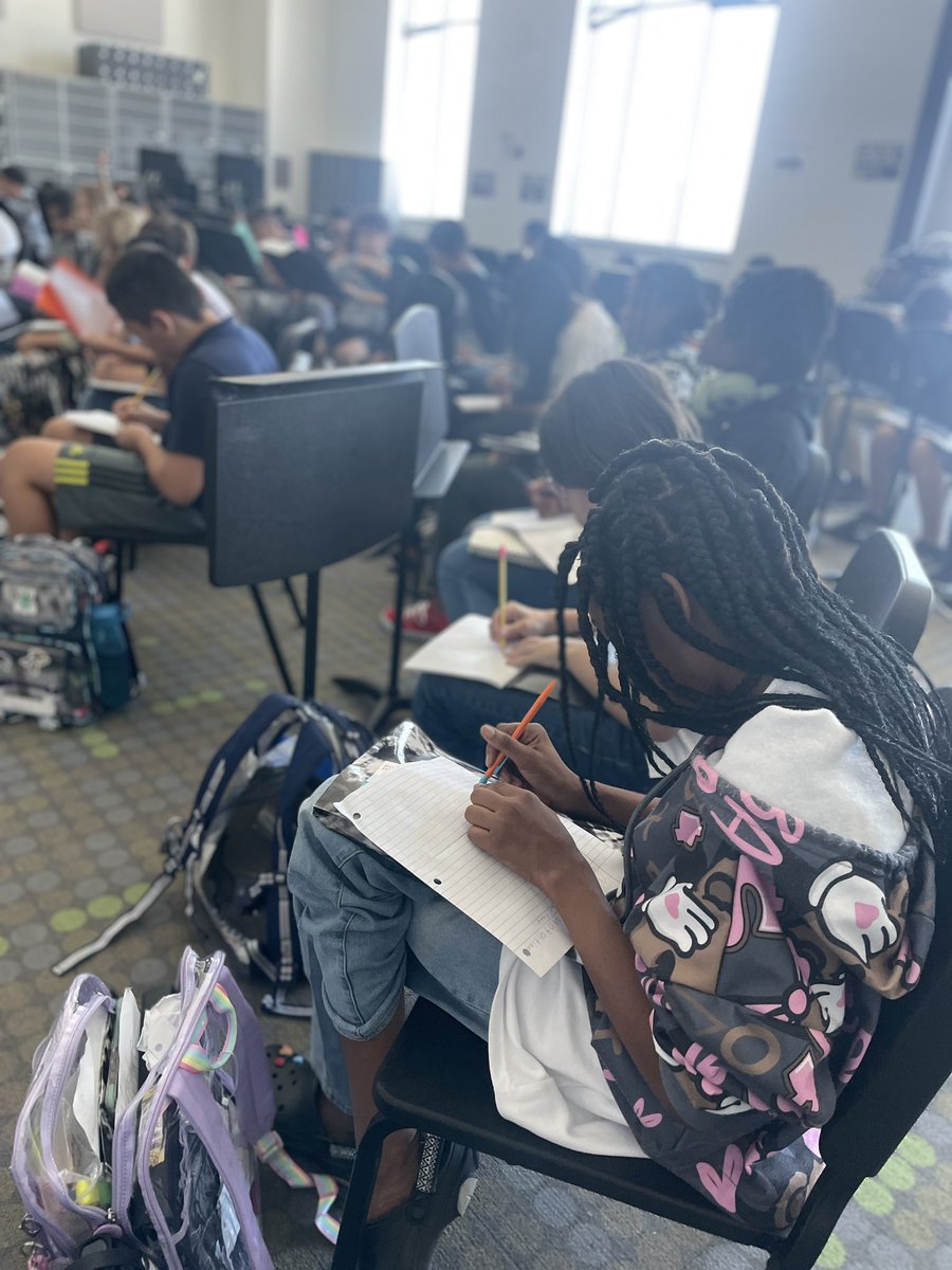 MNTMS Bands tweet media