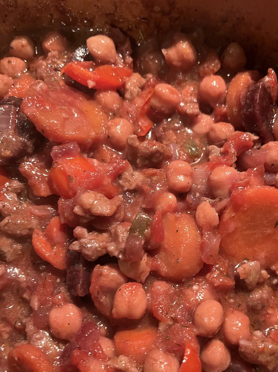 Tara Granahan (@taragranahan) on Twitter photo Lots of fresh, frozen, stewed veggies? Clear out fridge/freezer: Throw together with spices, spot of honey, red ppr flakes & <a href="/DaviosToGo/">Davio's To Go</a> chicken sausage! As is or over orzo! 😋 Love the one in the house that says “what the heck is ratatouille?”😂 #foodfluencer #Imadeitup Lots of fresh, frozen, stewed veggies? Clear out fridge/freezer: Throw together with spices, spot of honey, red ppr flakes & <a href="/DaviosToGo/">Davio's To Go</a> chicken sausage! As is or over orzo! 😋 Love the one in the house that says “what the heck is ratatouille?”😂 #foodfluencer #Imadeitup