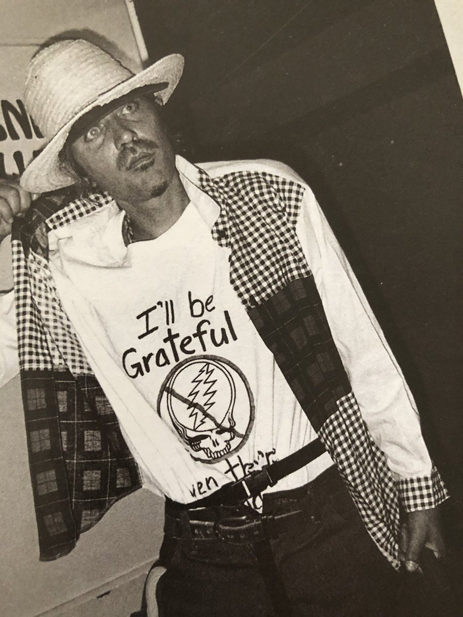matadorrecords's tweet photo. we were exceedingly lucky to know the amazing human, drummer, producer and solo artist Gary Young. Much love today to his family, friends and bandmates 
📷 : Gail Butensky, 1993
@pavement_band https://t.co/MnUpDijt09