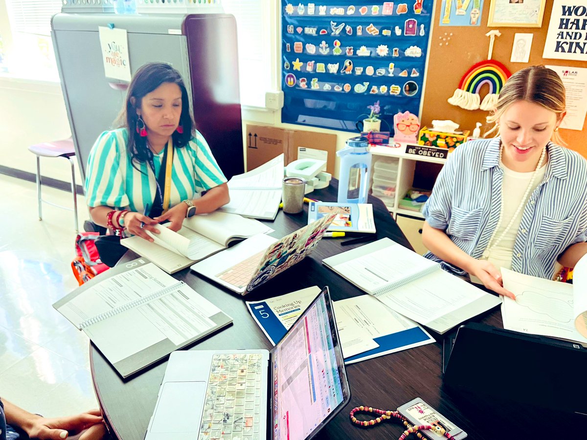 SolarSTEAMGirls's tweet photo. PLCs ✅ What a great Thursday filled with internalizing, practicing and pushing each other to level up our Tier 1 instruction! @TransformDISD @TeamDallasISD @dallasschools @N_Bernardino @Amplify @GreatMindsEd @carnegielearn @livmsantos https://t.co/u0Y8XrMhfV