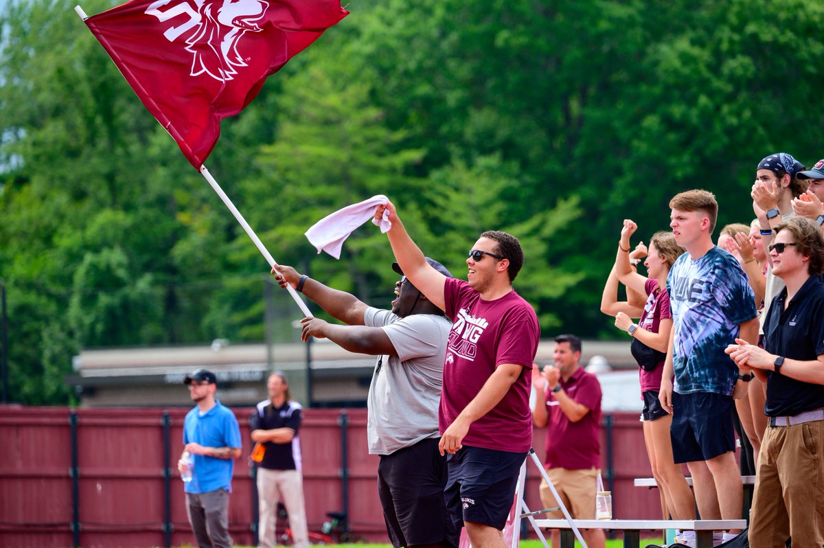 dc_dylan20's tweet photo. King Tuts Army has returned!!
@SIU_Soccer is BACK!!!!
#FearThePound | @SIU_DawgPound https://t.co/G984Dl9HTj
