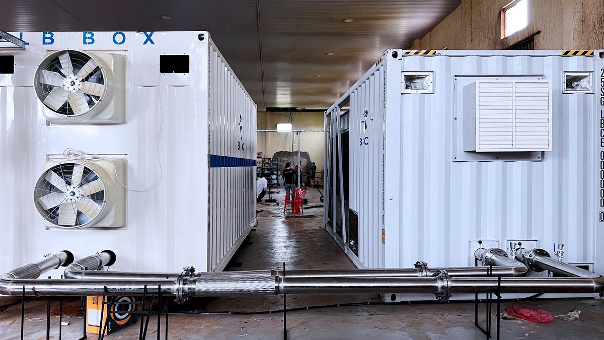 Alpha Mining Co. Progress!

Feast your eyes upon what's currently happening down at our HQ in Paraguay with our first 252 hydro cooled S19 Pros! Once turned on these machines will be producing over 42,000 TH! 

Find out more by joining our discord - discord.gg/AlphaShares