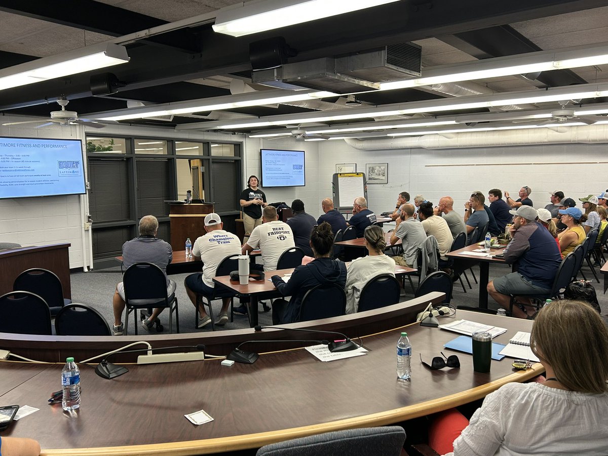 First <a href="/PCSDAthletics/">Pittsford Athletics</a> JV/Varsity Coaches Workshop ✅. Thank you to our coaches for coming and participating. Shout out to Ian and Anna from #RochesrerRegionalHealth and Jules from #LattimoreFitnessandPerformance for attending and speaking with our coaches.  

Bring on the fall!