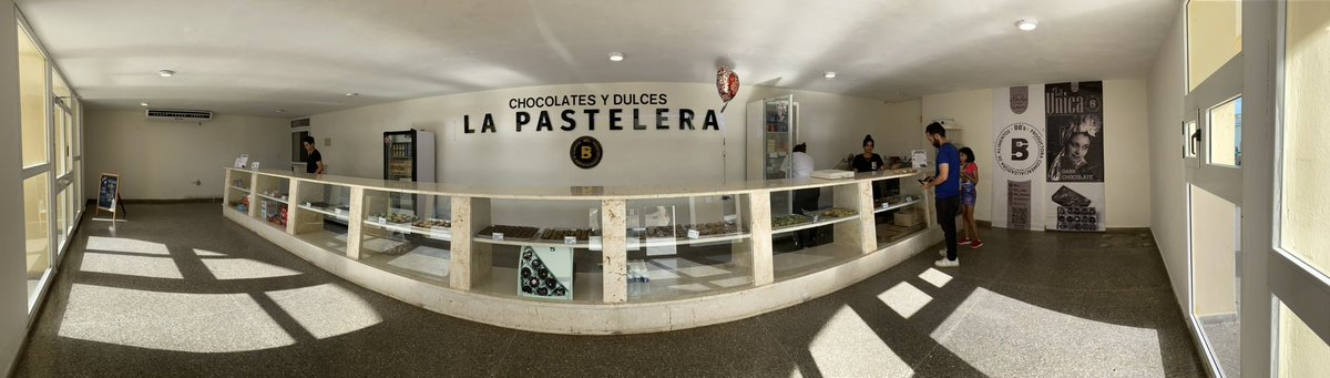 bbs_havana's tweet photo. Si quieres endulzarte la vida!!! Llégate a la Pastelera. Que ofertas tenemos? Todo en nuestro catálogo digital que es un #yerro
🍫💝🍩🍪🎂🍰🍫🍬🧁🍨🍧
https://t.co/4dBlZEqyeR https://t.co/31dl3vNYza