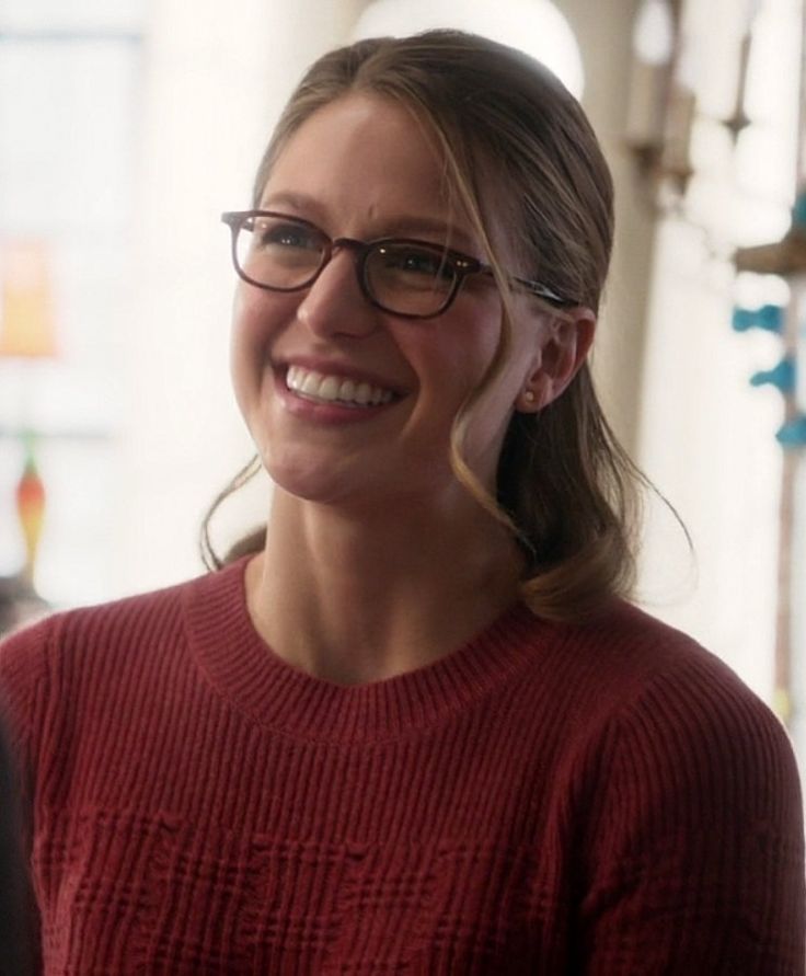 Kara danvers tweet media