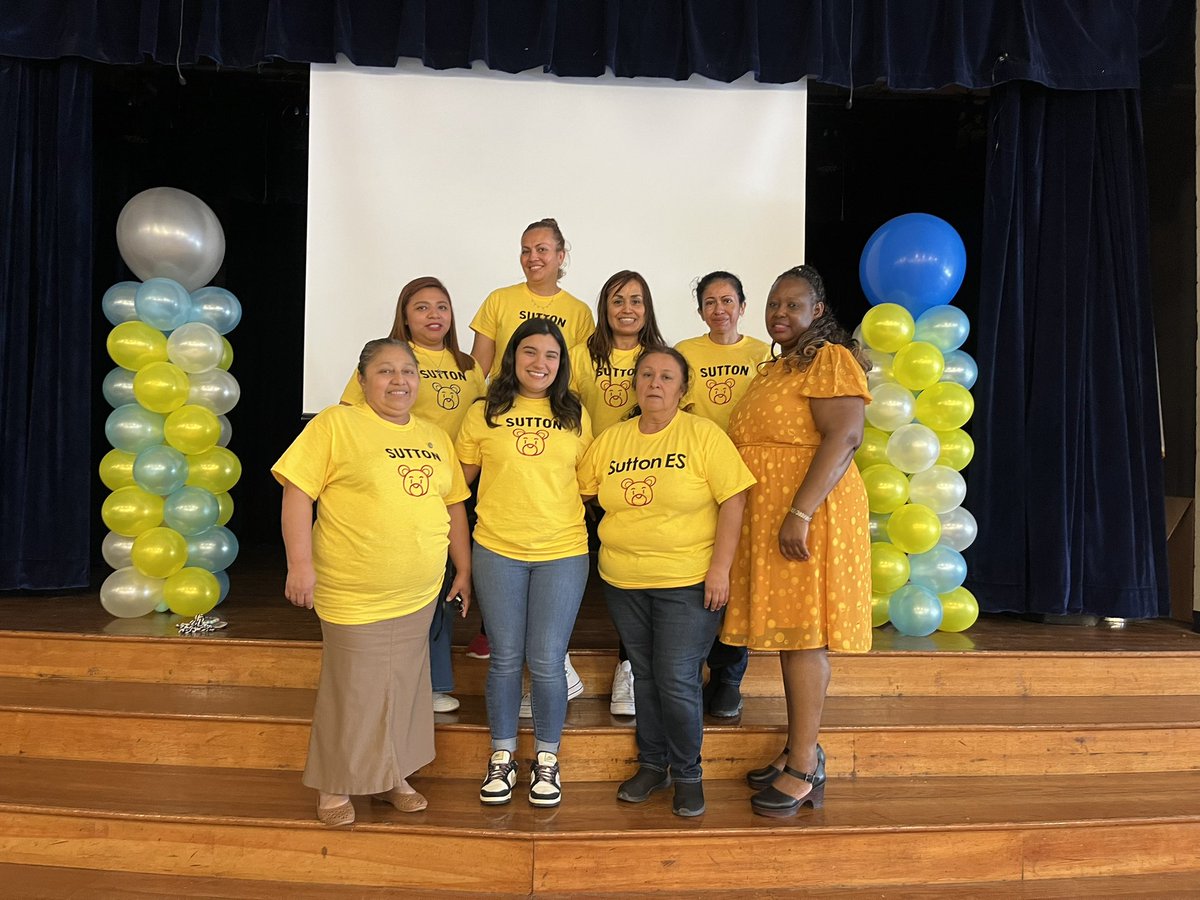 SuttonES_HISD's tweet image. Welcome Back to our wonderful Sutton teachers and staff!!! Ready for 2023-2024 school year!!! #goingforgold #westdivision #suttonbears