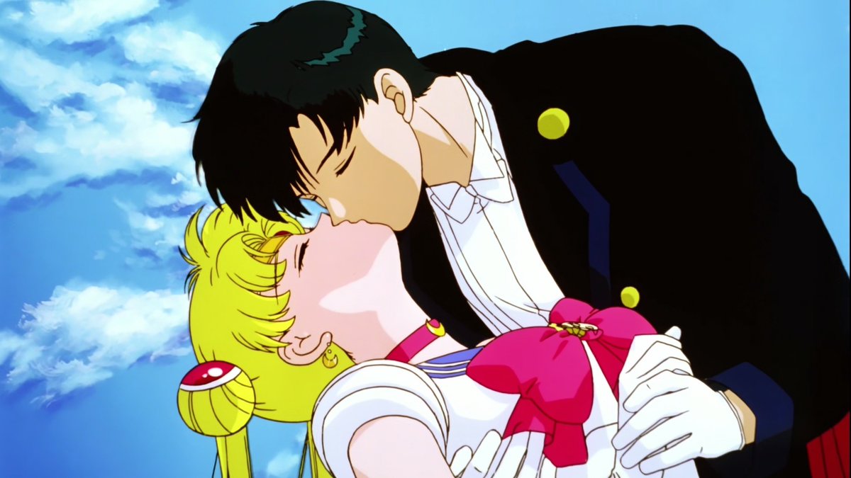 dailytuxedomask's tweet photo. Sailor Moon R: The promise of the rose 🌹 #tuxedomask https://t.co/AUP4uiMNdm