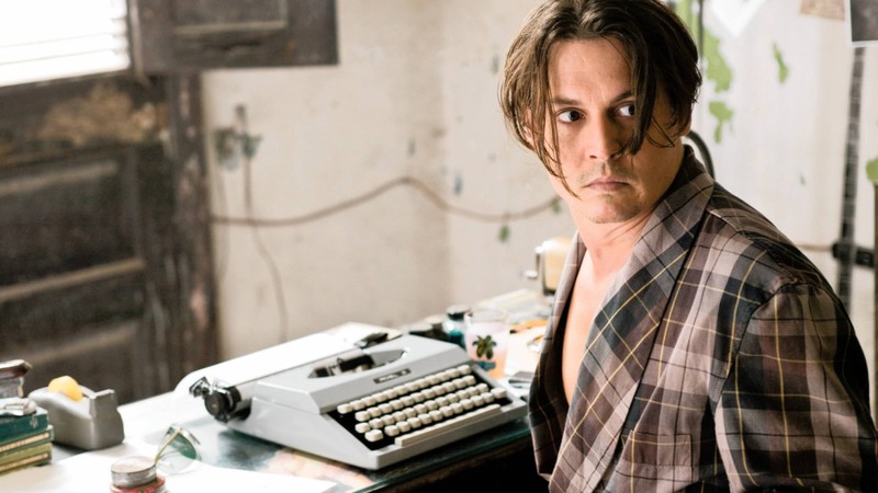 PrecLuigi's tweet photo. Depp bends Hunter S Thompson’s elbow🖤 in this drama Johnny Depp chronicles the late legendary journalist Hunter S Thompson's life of booze-soaked months in 1960s Puerto Rico.#thursdayvibes #JohnnyDepp #JohnnyDeppWon #JohnnyDeppIsALegend #الاهلي_الخليج #พี่กบ #อิงล็อต #CRYPTO https://t.co/jqu3fb04yV