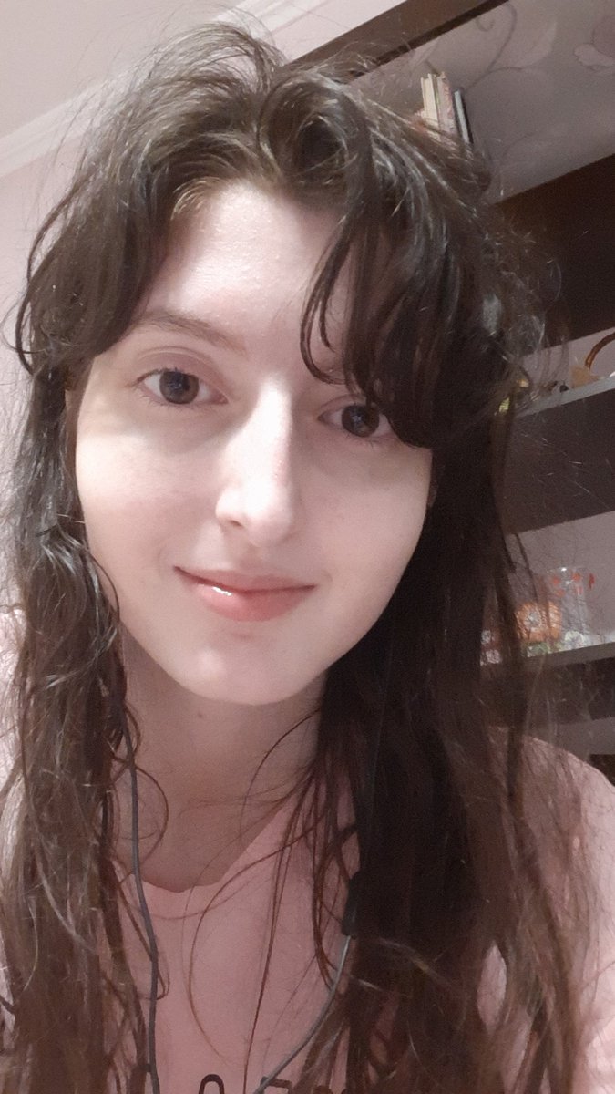 Lizaperi's tweet photo. In Moldova it's already August 18, which means Selca time!!!!
Today i'm very KEVINish!πππ.
Especially my bangs after yesterday's shower.
We're very cute!ππππ.
#EdelSelcaDay.
#EdelweissSelcaDay. https://t.co/DBrBNFJofb