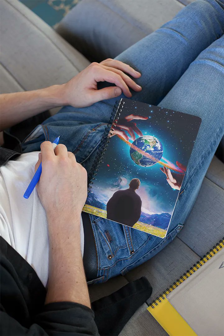 SeamlessoO's tweet photo. The Cosmic Dialogue Spiral Notebook
https://t.co/KJrVMiuazQ
#art #seamlessoo #threadless #linednotebook https://t.co/FTWiPYlyEZ