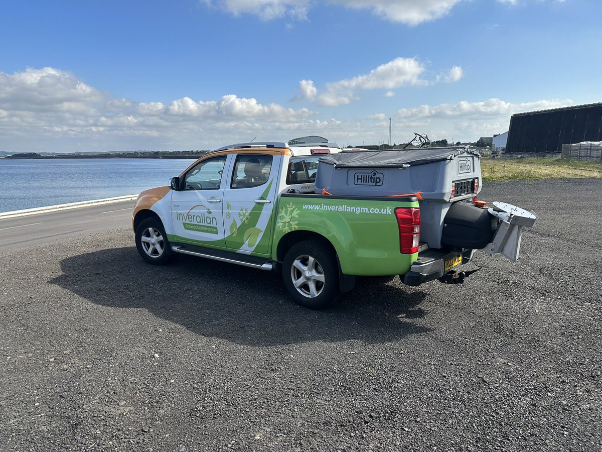 Inverallangm's tweet photo. Getting ready for the  upcoming winter season with another Hilltip gritter collected today in Ayr, thanks  to Paddy Hastie  &amp; Stephen Nicholl at Peacock Salt #Hilltip #WinterGritting https://t.co/GLG6TIKcIP